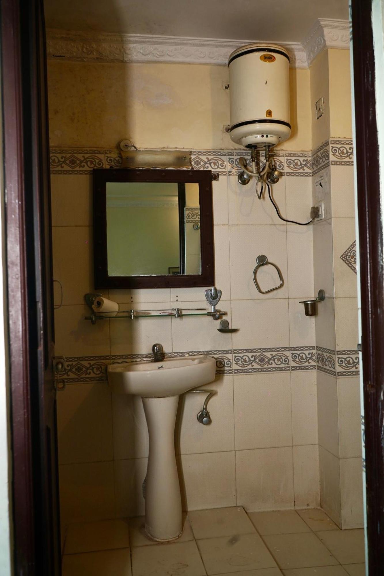 Haveli Katkoun Hotell Būndi Eksteriør bilde