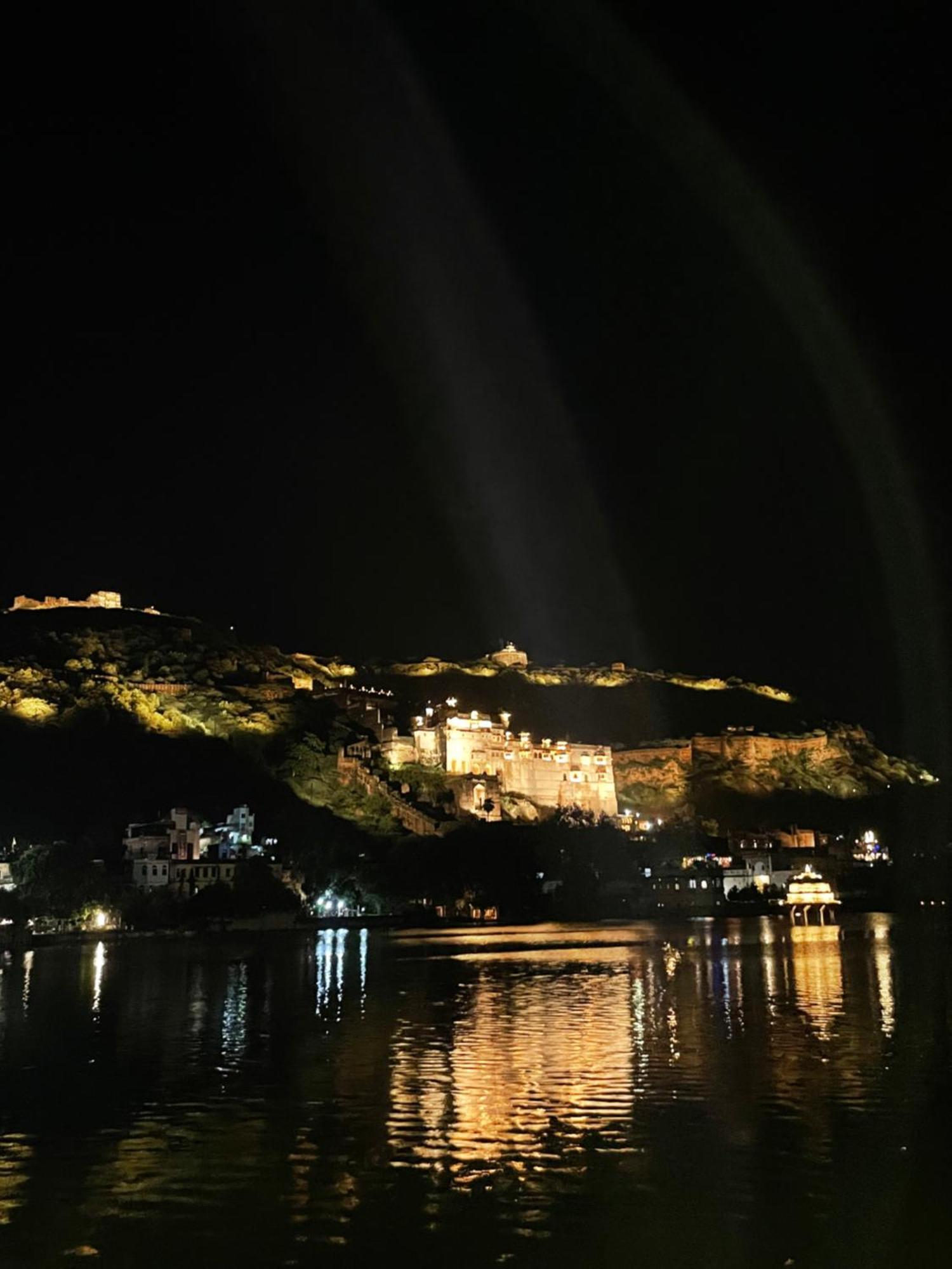 Haveli Katkoun Hotell Būndi Eksteriør bilde